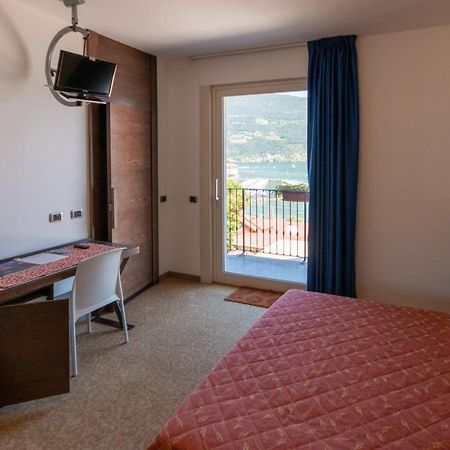 Locanda Del Lago Rosmunda Clusane Exterior foto
