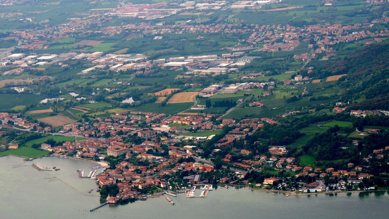 Locanda Del Lago Rosmunda Clusane Exterior foto