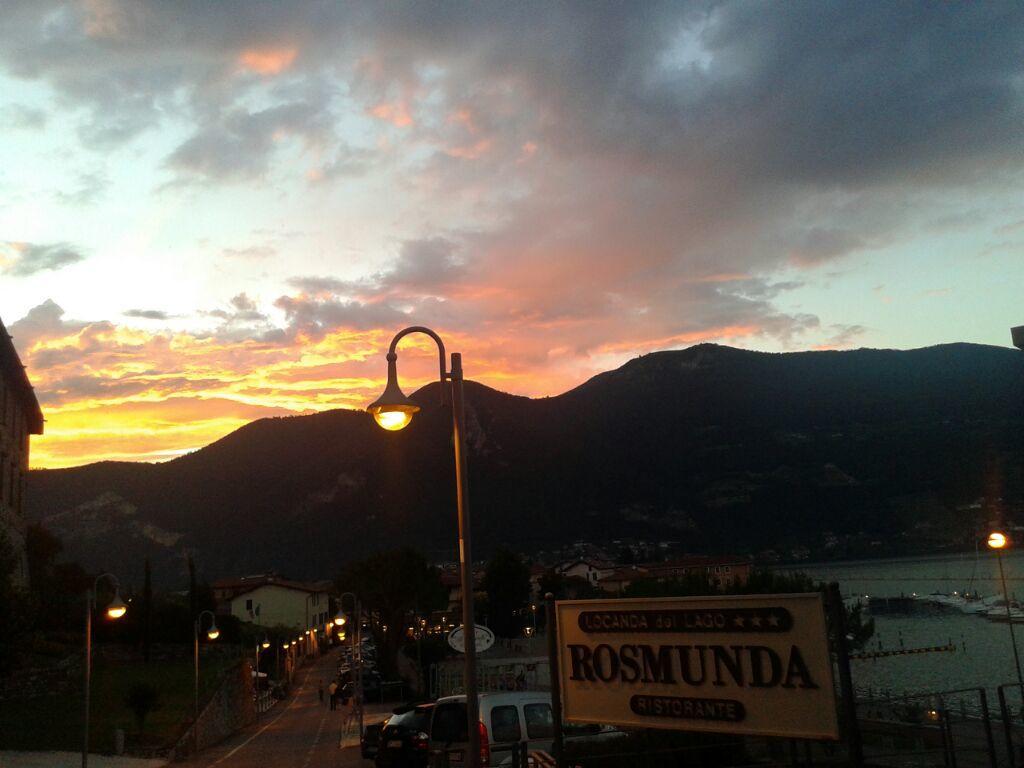 Locanda Del Lago Rosmunda Clusane Exterior foto